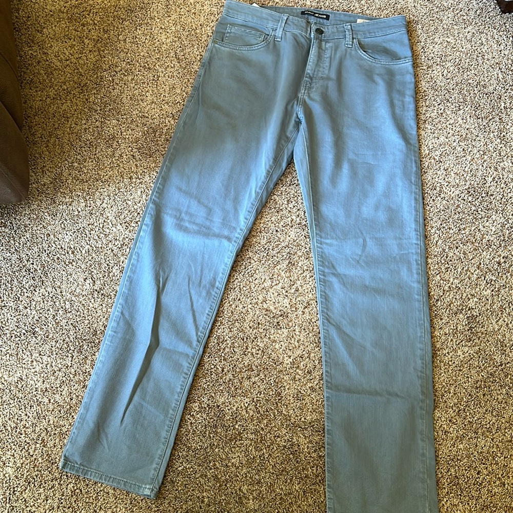Men’s Mavi Jeans, Zach style, blue/gray color , size 33 X 34